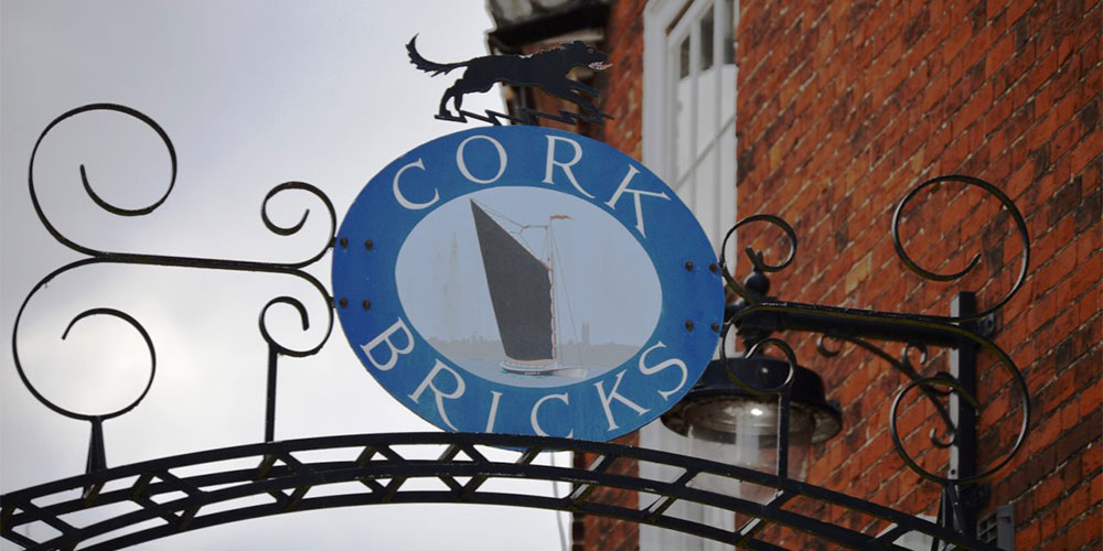 Cork-Bricks